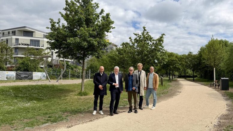 Helling Höfe verbindet Kastel mit Rheinufer: Investor trägt Kosten für neue Fuß und Radwege