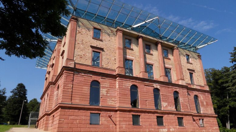 Neujahrskonzert in Wiesbaden mit Parforcehörnern und kostenfreien Schlossführungen